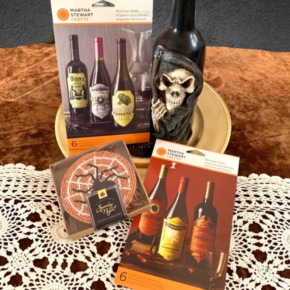 Halloween beverage labels (2 packages) and beaded spider coasters - Picture 11 of 11
